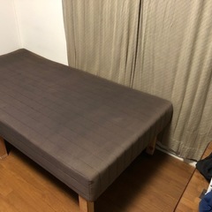 シングルベッド