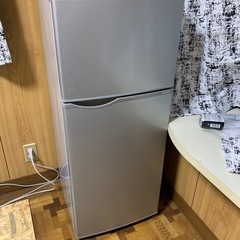 SHARP 冷蔵庫　2018年製
