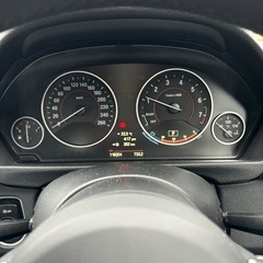 BMW 3シリーズ  320i f30  ホワイト 118,024 kmの画像