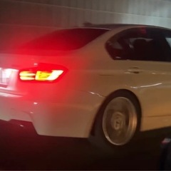BMW 3シリーズ  320i f30  ホワイト 118,024 kmの画像