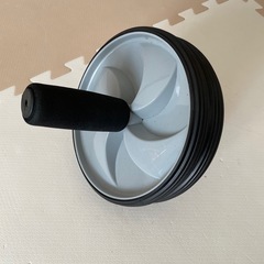 腹筋ローラーの画像