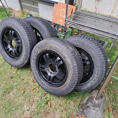 ジムニー用16 インチアルミホイール&スタッドレスタイヤの画像