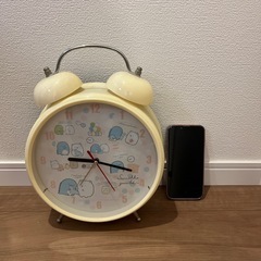 すみっコぐらしの時計の画像