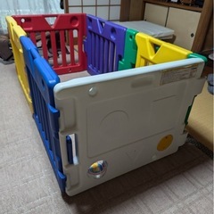 ベビーサークルの画像