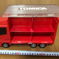ミニカー お片付け コンボイの画像