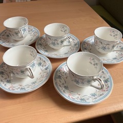 カップ&ソーサー
の画像