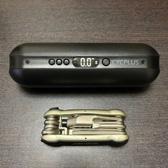 自転車用電動空気入れ+マルチツール