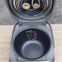 2010年製象印炊飯器の画像