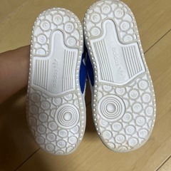 adidasスニーカー　14cmの画像