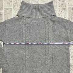 【美品】ナチュラルビューティー タートルネック ニットワンピース #M グレーの画像