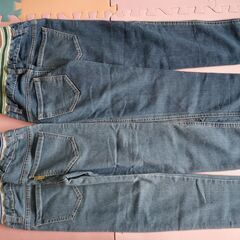 140サイズ　デニム　ジーパン　2着の画像