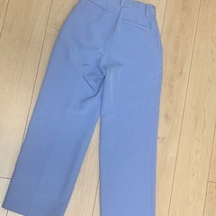 ストレートパンツ