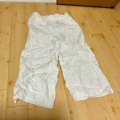 H&Mリネンブレンド白色 ウエストゴム クロップドパンツの画像