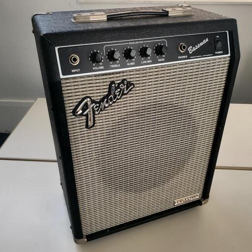 Fender Bassman ベース用アンプ　BM-20CE