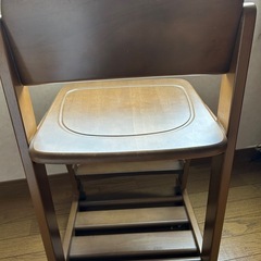 学習椅子の画像