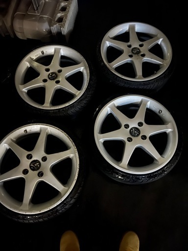 セネカ　17インチ4穴114.3