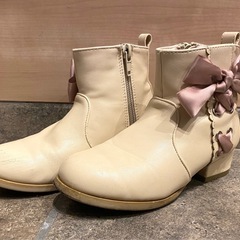 【中央線国立駅】子ども ホワイトブーツ 17cm