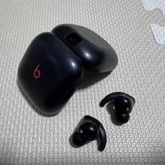 [Apple正規品] Beats Fit Pro 完全ワイヤレスノイズキャンセリングイヤフォン Beatsブラック 付属品未使用 低音強 AirPods Pro の画像