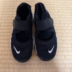 キッズ NIKE ナイキ リフト　エアリフト　サイズ 
19