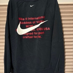 【決まりました】NIKE黒トレーナー XLサイズ