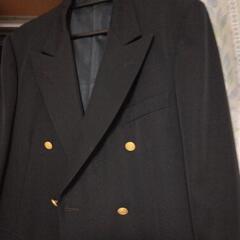 紺のダブルブレザーの画像