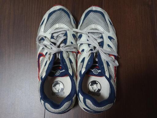 NIKE ランニングシューズ 25.5cm