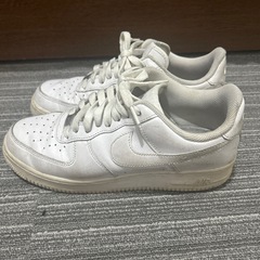 NIKE エアフォース1 スニーカーの画像