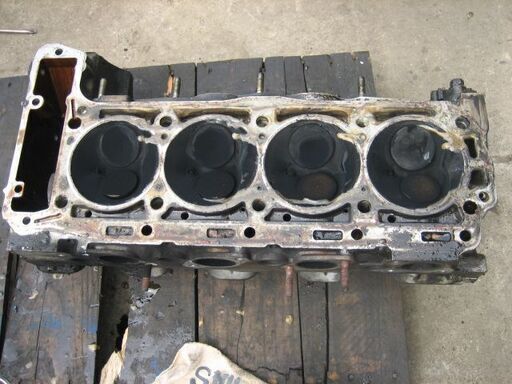 GE-230GE-エンジンリペアー済みシリンダーヘツト販売