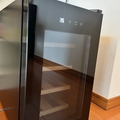 定価1.5万円 動作問題無 ワインセラー 8本　低温・低振動の画像