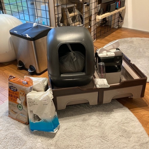 新潟県のその他 猫 用品1式 ゲージ トイレ 自動餌やり 水飲み