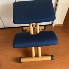 STOKKEのバランスチェア
