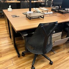 スチールデスク ブラック 片袖机 引き出し 幅1200×奥行700×高さ720mm 配線穴 事務机 ビジネスデスクの画像