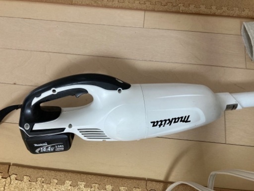 マキタ充電式クリーナー