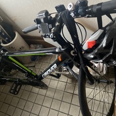 カノーバー(CANOVER) クロスバイク 自転車 シマノ 21段変速 キャリパーブレーキ エアロチューブ アルミフレーム CAC-028 KRNOSの画像