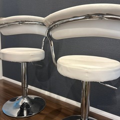 カウンターチェア2脚セットの画像