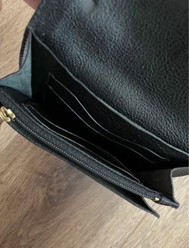 値下げ！イルビゾンテ IL BISONTE 財布　二つ折り財布