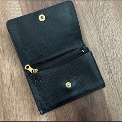 値下げ！イルビゾンテ IL BISONTE 財布　二つ折り財布の画像