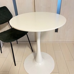 コンパクトダイニングテーブル【美品】