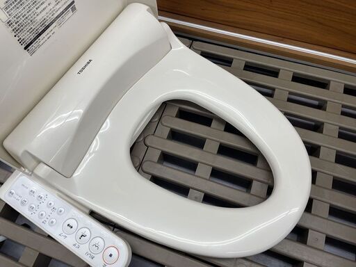 東芝 温水洗浄便座 SCS-T160S 2023年製 クリーンウォッシュ TOSHIBA