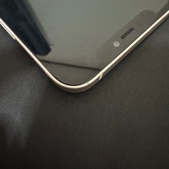 iPhone12ホワイトの画像