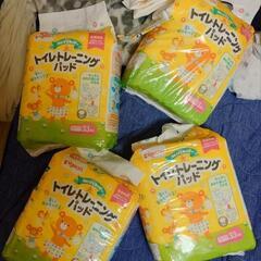 トイレトレーニングパッド4袋「今年まで」