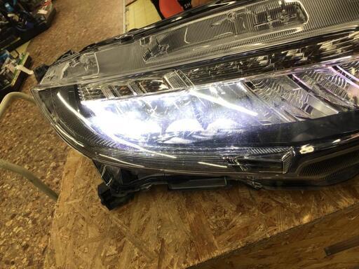 ﾎﾝﾀﾞ純正（HONDA）　ｼﾋﾞｯｸ　ﾀｲﾌﾟR（FK8）　純正　LEDﾍｯﾄﾞﾗｲﾄ　左右ｾｯﾄ