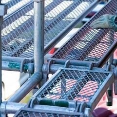 建築現場の軽作業スタッフ／未経験の方も歓迎します！建設現場のお手...
