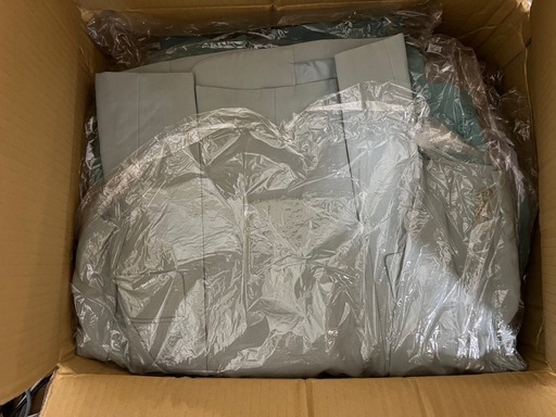 【まとめ売り】【処分品】未使用シルク衣類58着　Jasmi ブランド　中国製衣類 女性 スカート トップス ワンピース 衣類