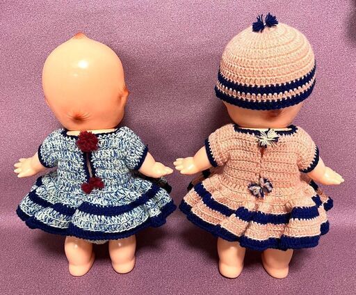 R26】キューピー人形/2体セット/手編み/手芸/服/ソフビ/人形 R26】キューピー人形/2体セット/手編み/手芸/服/ソフビ/人形