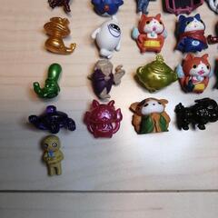 ③妖怪ウォッチ　ガチャガチャ　カプセル21体の画像