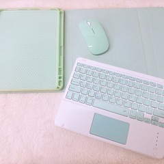 タブレットカバー ワイヤレスキーボード ワイヤレスマウス ipadAir4の画像