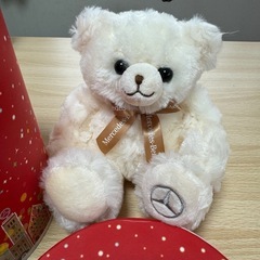 【美品】Mercedes-Benz メルセデスベンツ クリスマスベア テディベア くま ぬいぐるみ　ホワイト　非売品。。の画像