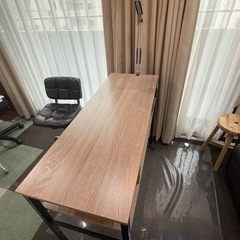 ネイルサロン用デスクの画像