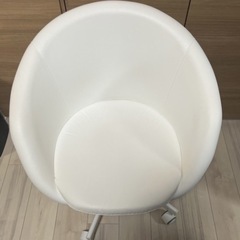 SKRUVSTA スクルーヴスタ　送料8600円込 IKEA】送料8600円込：SKRUVSTAスクルーヴスタ 回転チェア 白